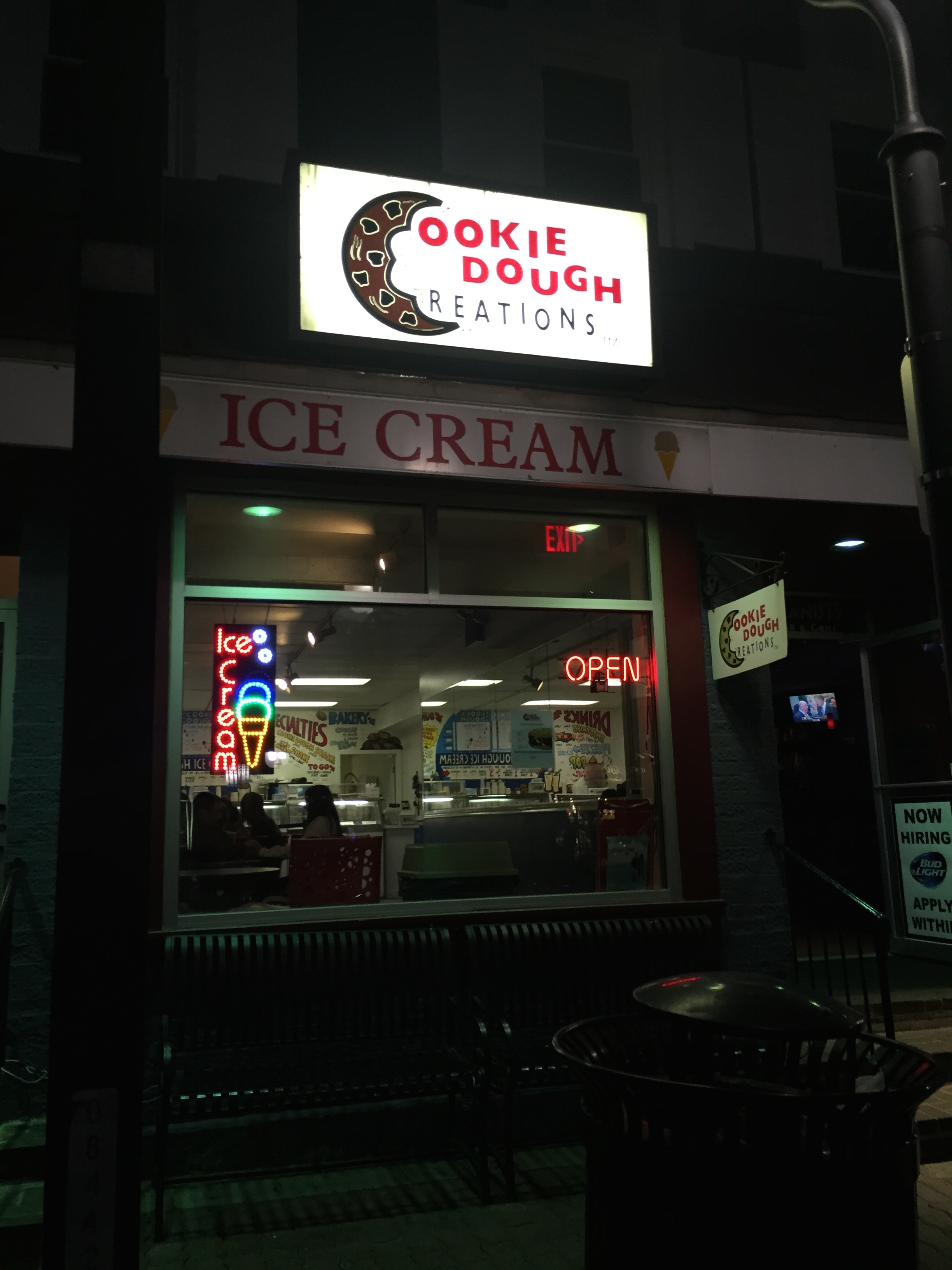 Cookie Dough Creations, Naperville, IL